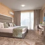 Marine Sands